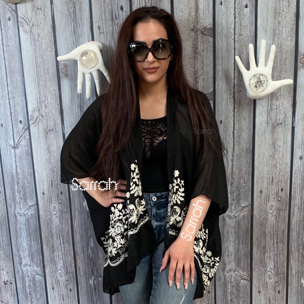 Last 1 New Boho Floral Embroidered Kimono - Picture 2 of 7